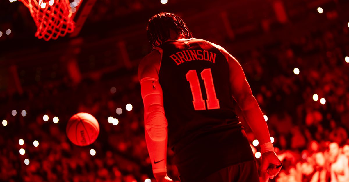 Featured image for "Knicks Dominate Raptors in Record-Breaking Victory"