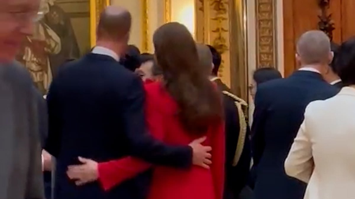 "Kate Middleton and Prince William's Adorable PDA Moment at Buckingham Palace Sends Fans into Frenzy"