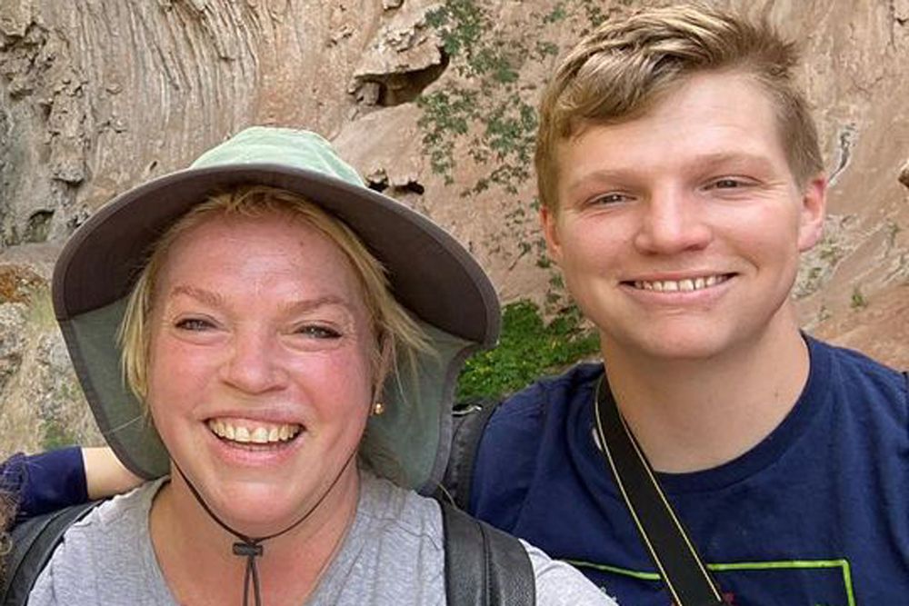 "Sister Wives' Janelle Brown's Concern Over Garrison's Final Texts Before Tragic Death"