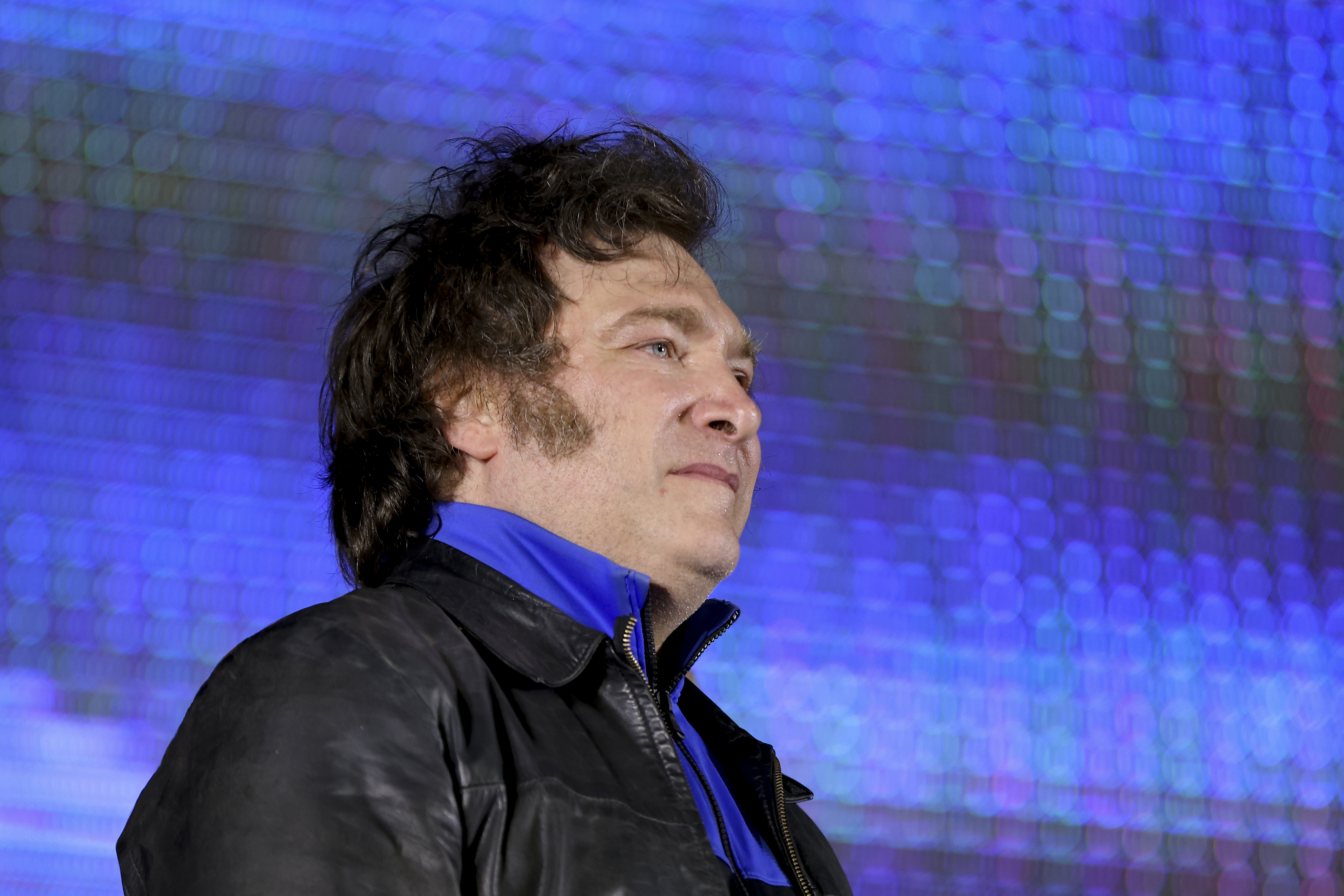 "Argentina's Presidential Runoff: Milei's Fraud Claims Inject Uncertainty"