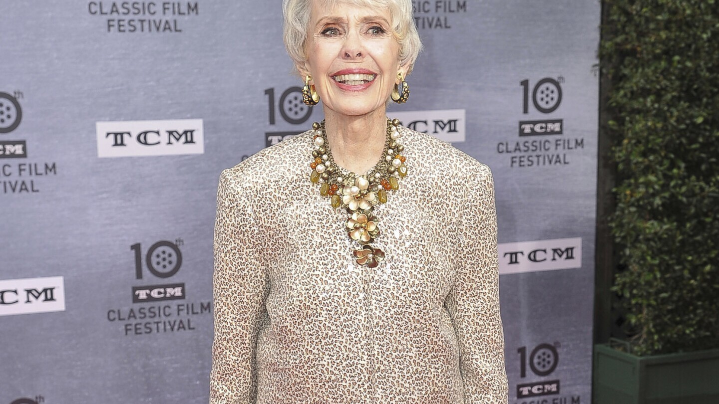 Featured image for "Golden Globe-winning Actress Barbara Rush Dies at 97"