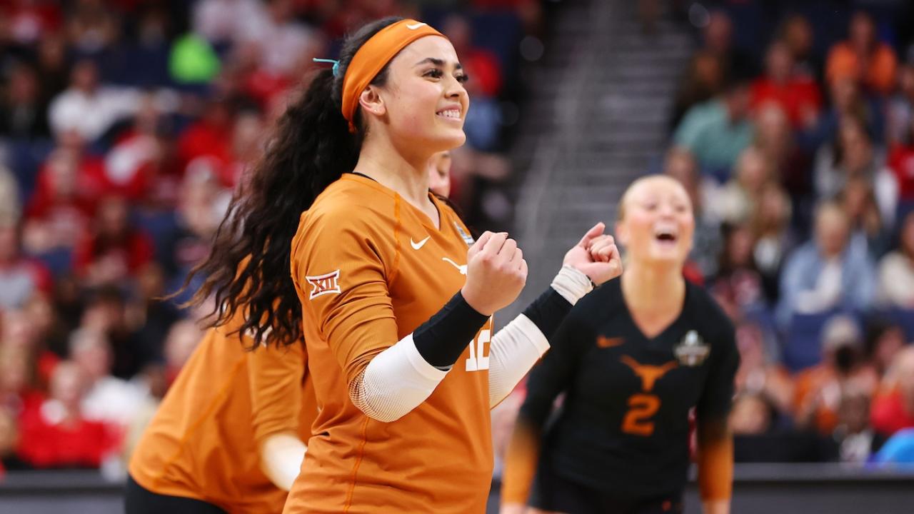 Texas vs. Nebraska: A Clash for the 2023 DI Women's Volleyball Championship
