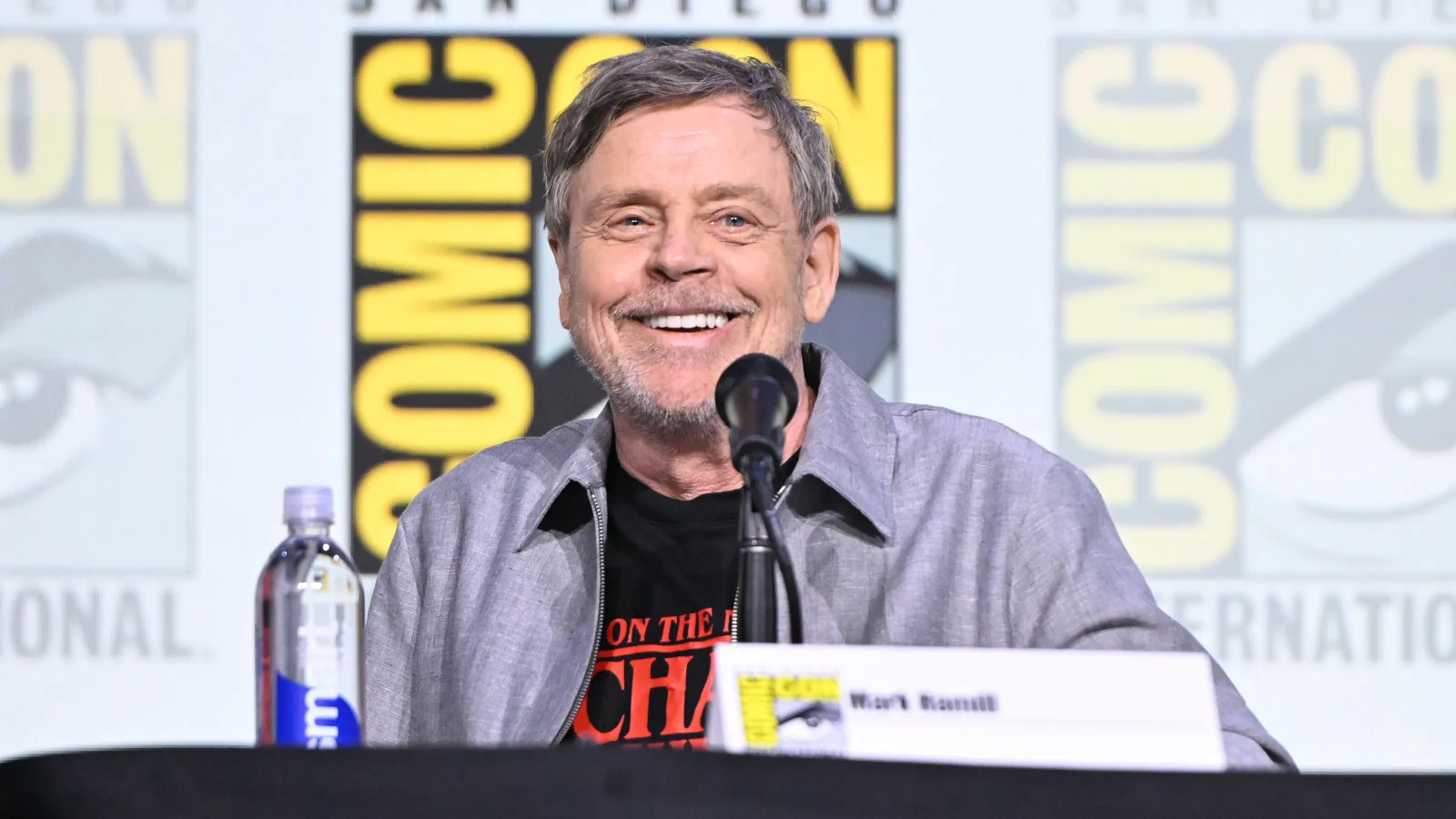 Featured image for Mark Hamill Considered Leaving the U.S. After Trump’s Re-Election