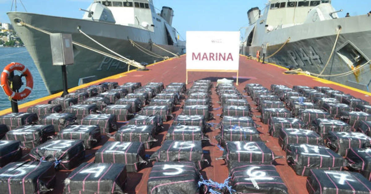 Featured image for Mexican Navy Seizes Narco Sub with 8,000 Pounds of Cocaine