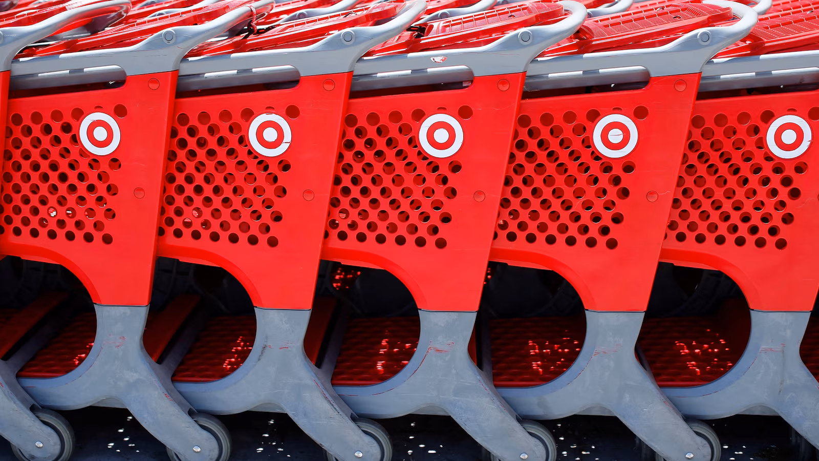 Featured image for Target to Cut 1,800 Corporate Jobs Amid Sales Slump