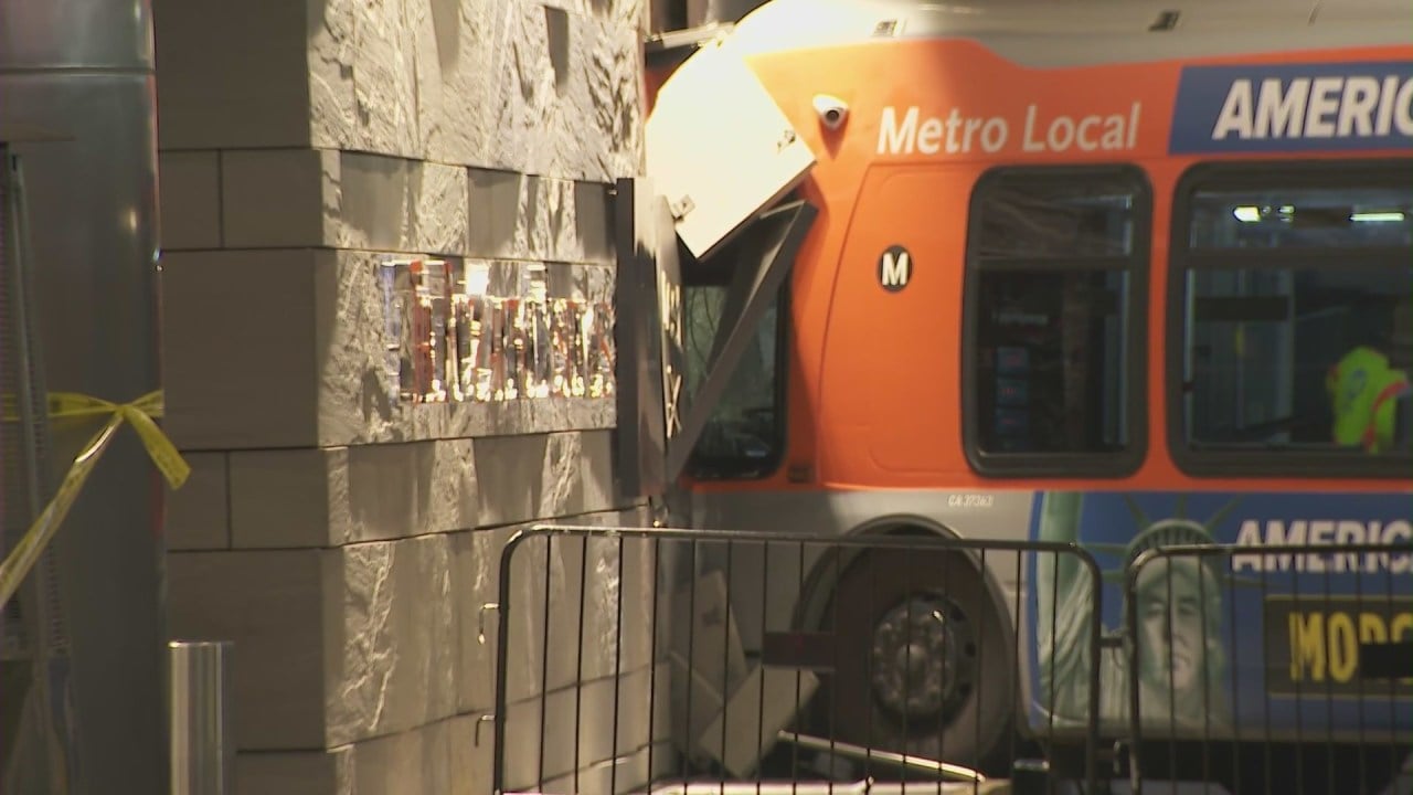 Featured image for Hijacked LA Metro Bus Crashes into Ritz-Carlton