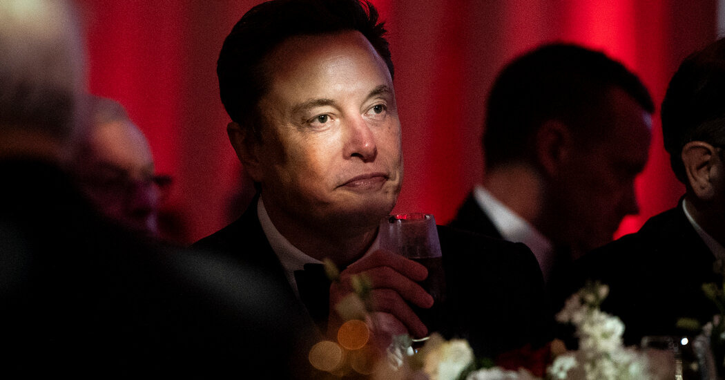 Musk and Bezos Clash Over Trump in Public Exchange