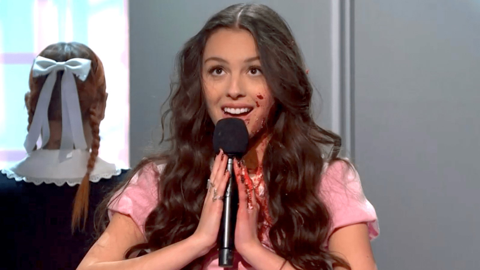 Featured image for "Olivia Rodrigo's Epic 'SNL' Performance Leaves Audience in Awe"