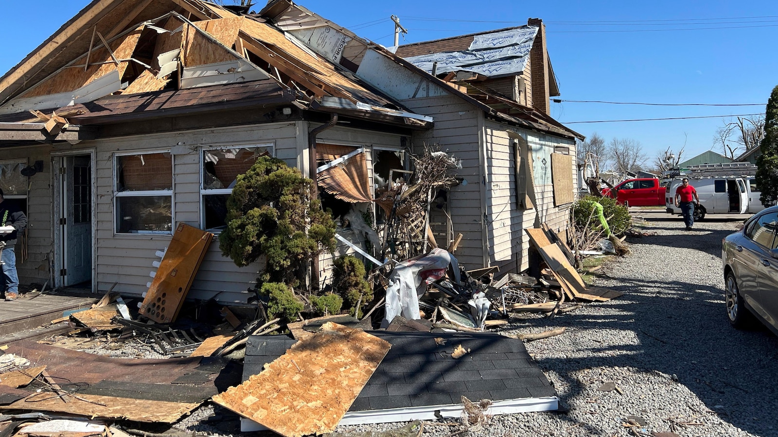 "Ohio Governor Declares State of Emergency Following Deadly Tornadoes"