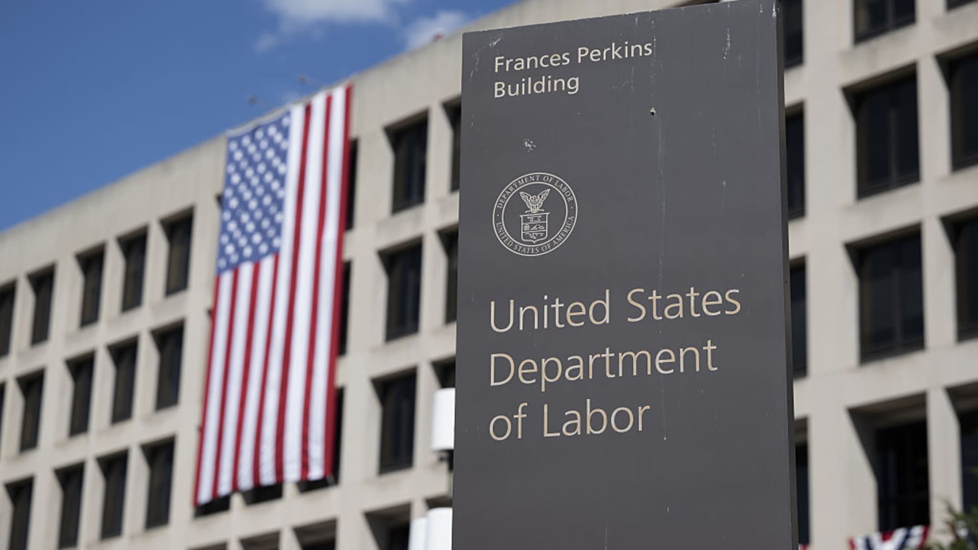 Featured image for Inflation Data and Social Security COLA to Be Released Despite Shutdown