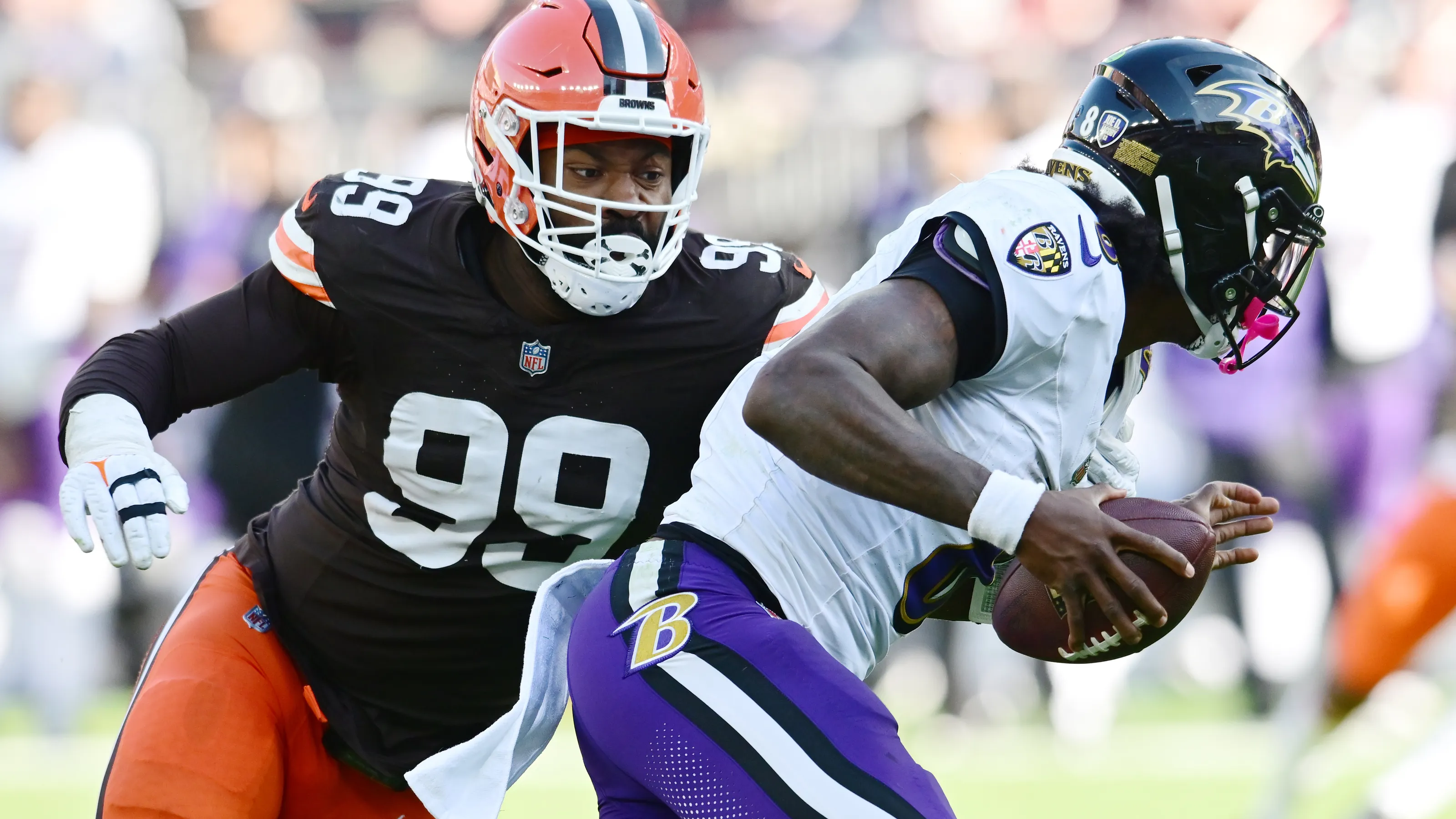Lions Strengthen Defense with Za'Darius Smith Trade from Browns