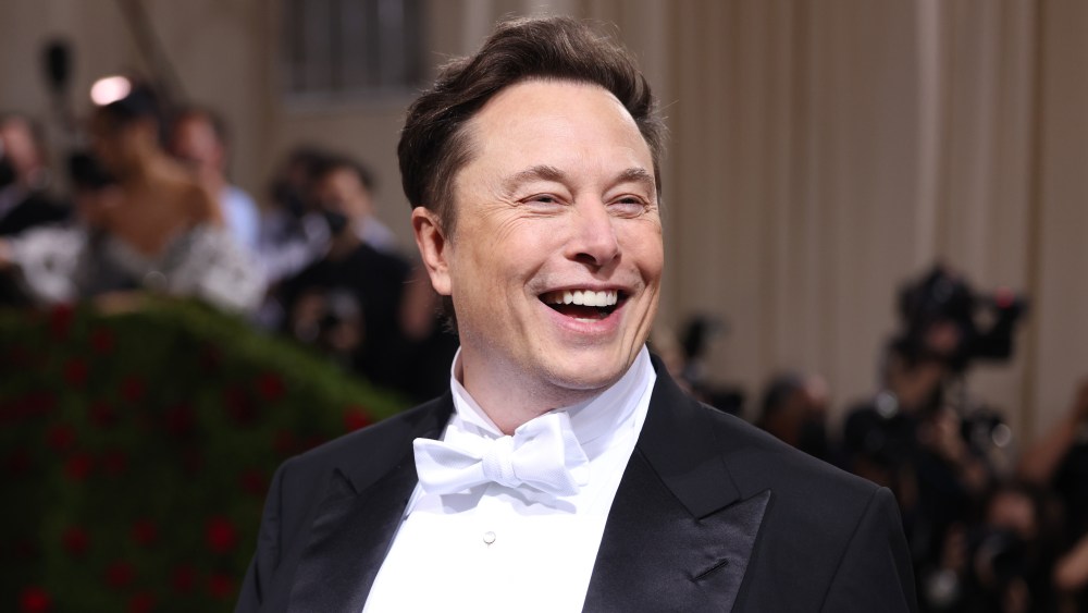 Featured image for Elon Musk Faces $128 Million Lawsuit from Fired Twitter Executives