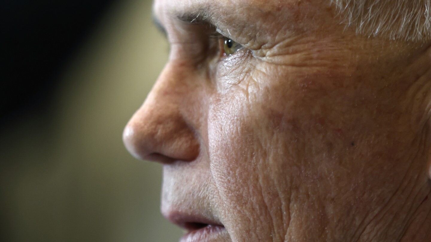 "Mike Pence's 2024 Campaign Struggles with Funding and Uncertain Future"