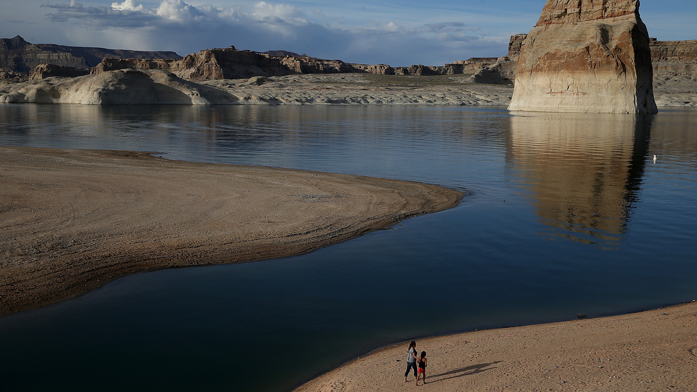 Featured image for "Colorado River's Agricultural Water Usage Exposed in New Study"