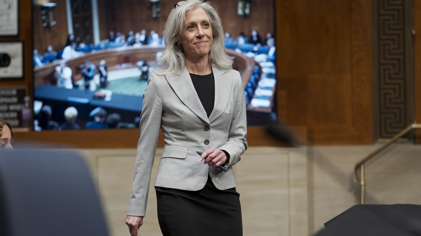 Featured image for CDC Leadership Turmoil: Director Ousted and Senior Officials Resign