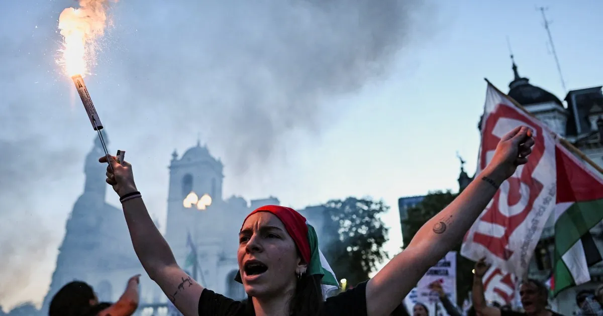 Featured image for Global Reactions Erupt Over Israel's Interception of Gaza Aid Flotilla