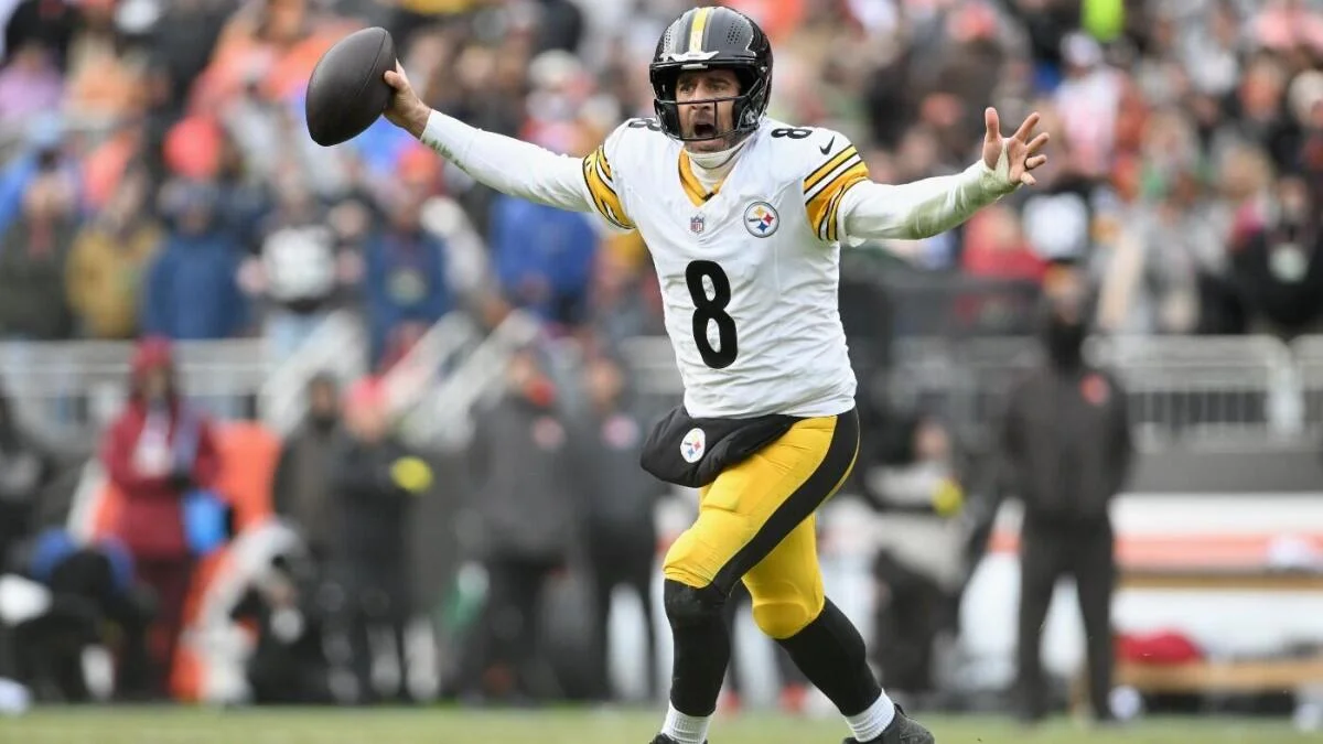 Featured image for Browns Stop Steelers' Playoff Push in Week 17 Clash