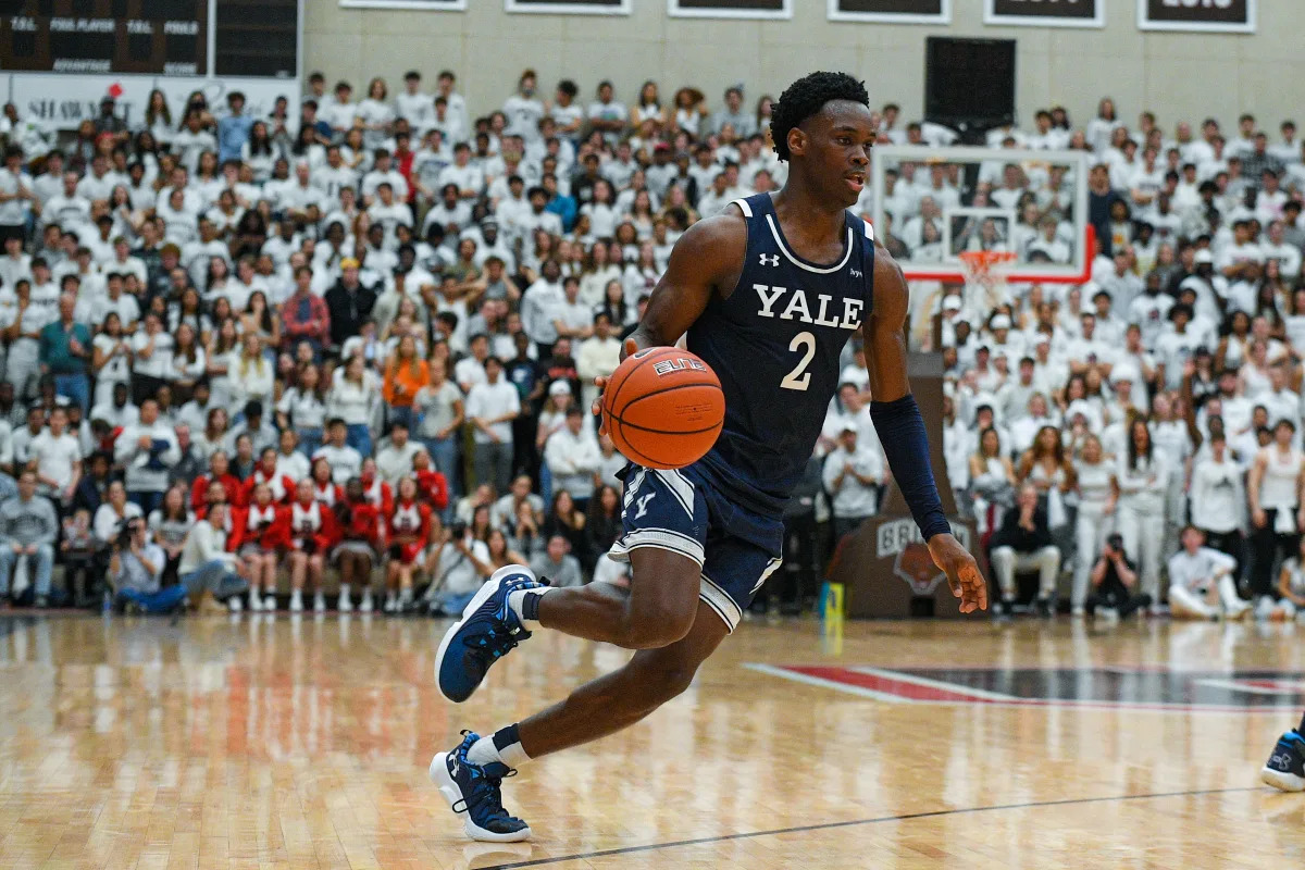 Featured image for Yale Clinches Ivy League Title and NCAA Tournament Spot with Buzzer-Beater Victory