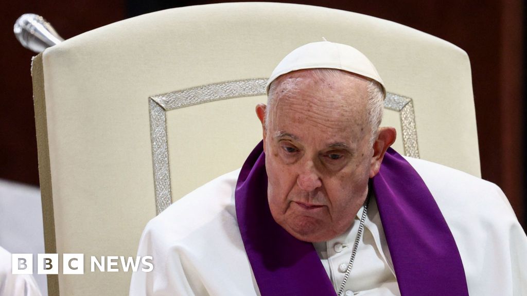 "Pope's 'White Flag' Comment Sparks Outrage in Ukraine and Russia"