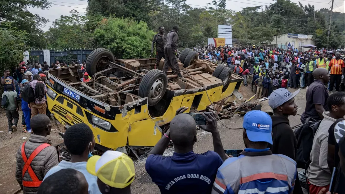 Featured image for Tragic Bus Overturn in Kenya Kills 25 Mourners