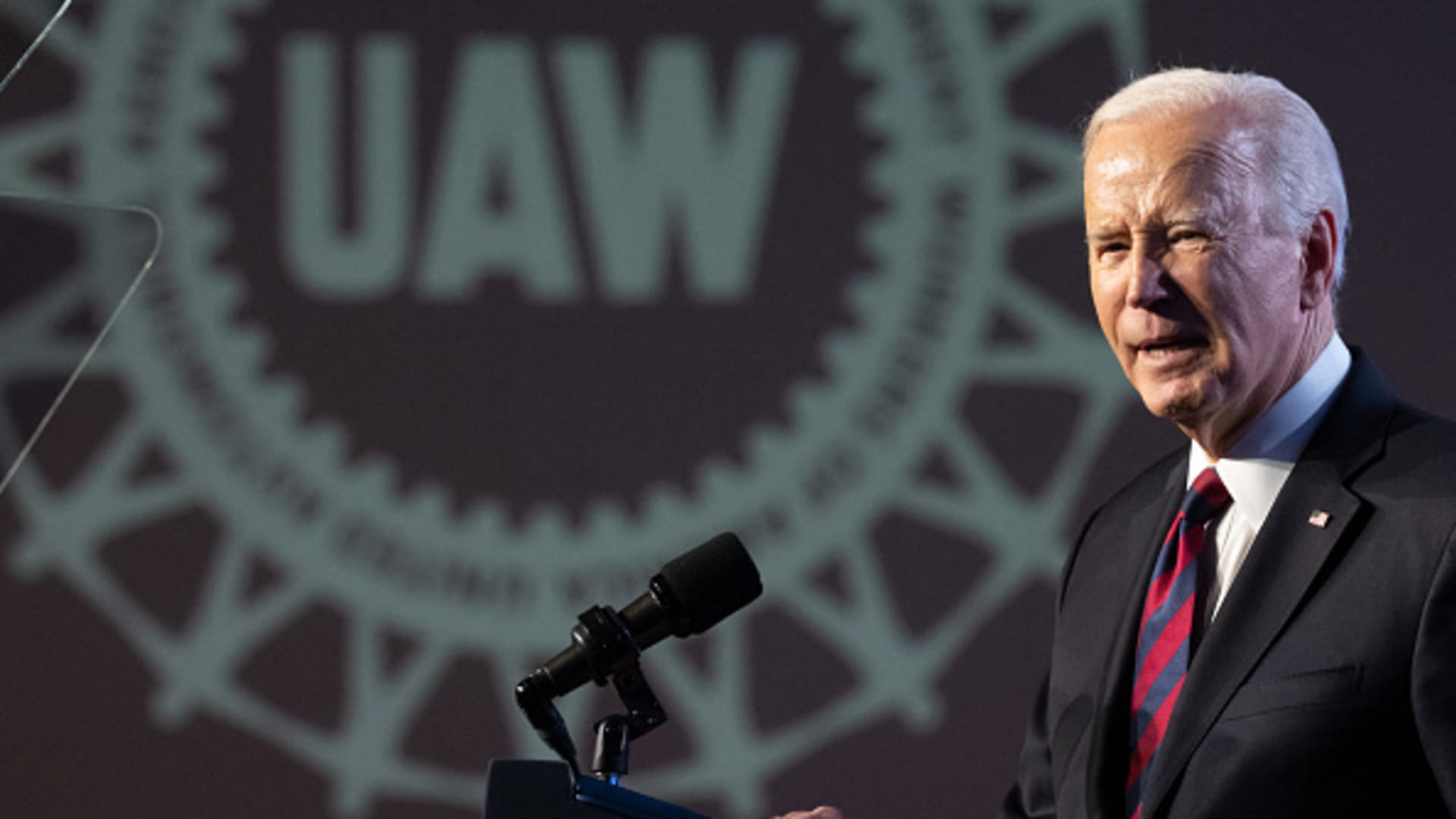 "Understanding the Impact of Biden's New Vehicle Emissions Rules on the Auto Industry"