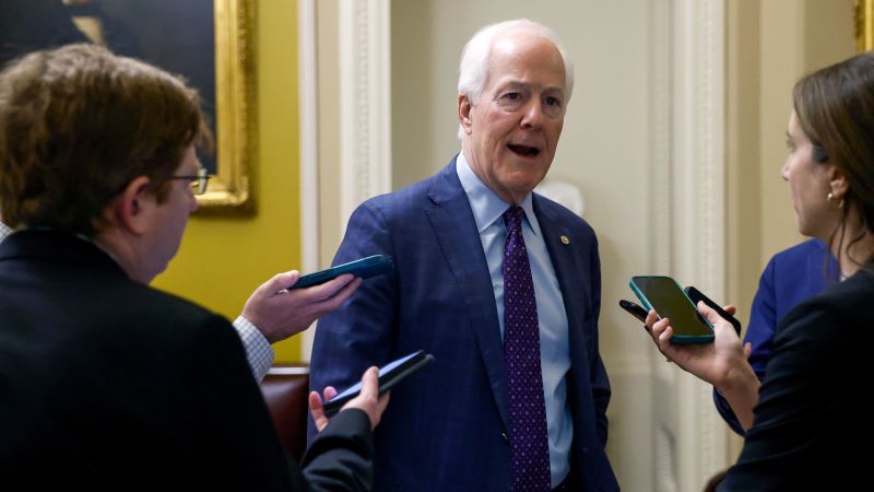 "Senate Advances Foreign Aid Package for Ukraine and Israel Despite GOP Division"