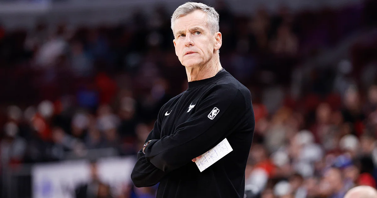 Donovan brushes off UNC links, stays locked on Bulls