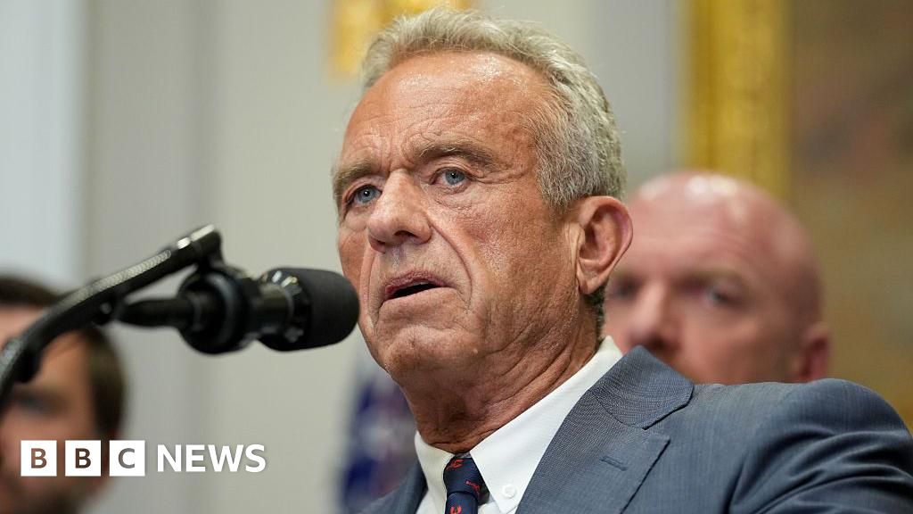 Federal health workers demand RFK Jr. address safety and misinformation concerns
