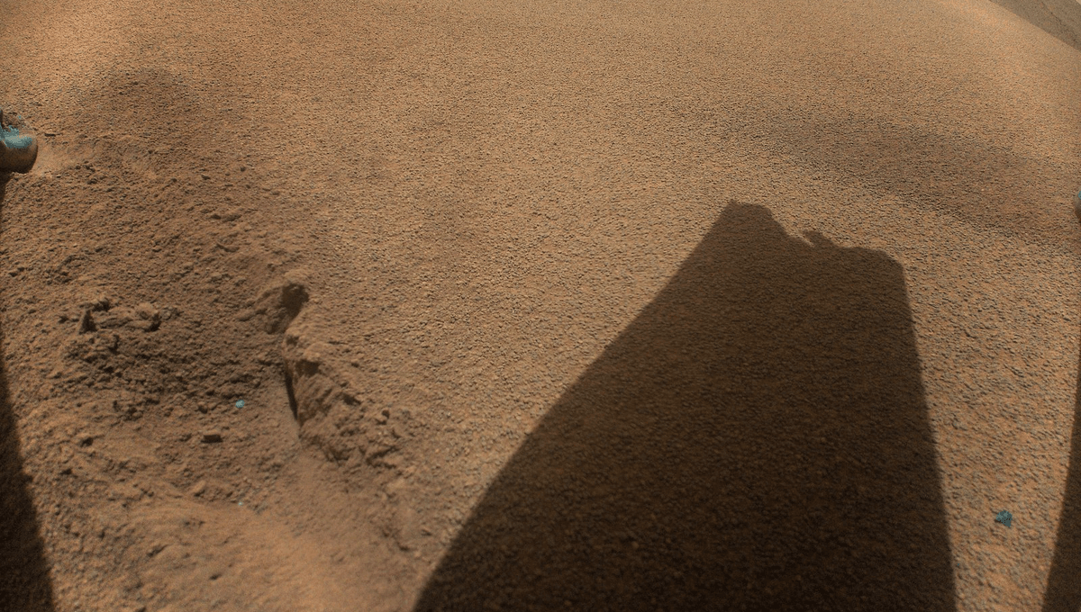 "NASA Analyzes Serious Damage to Ingenuity Mars Helicopter After Final Flight"