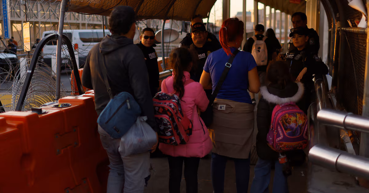 "Mexico Condemns Florida's Controversial Immigration Law, Pledges Support for Migrants"