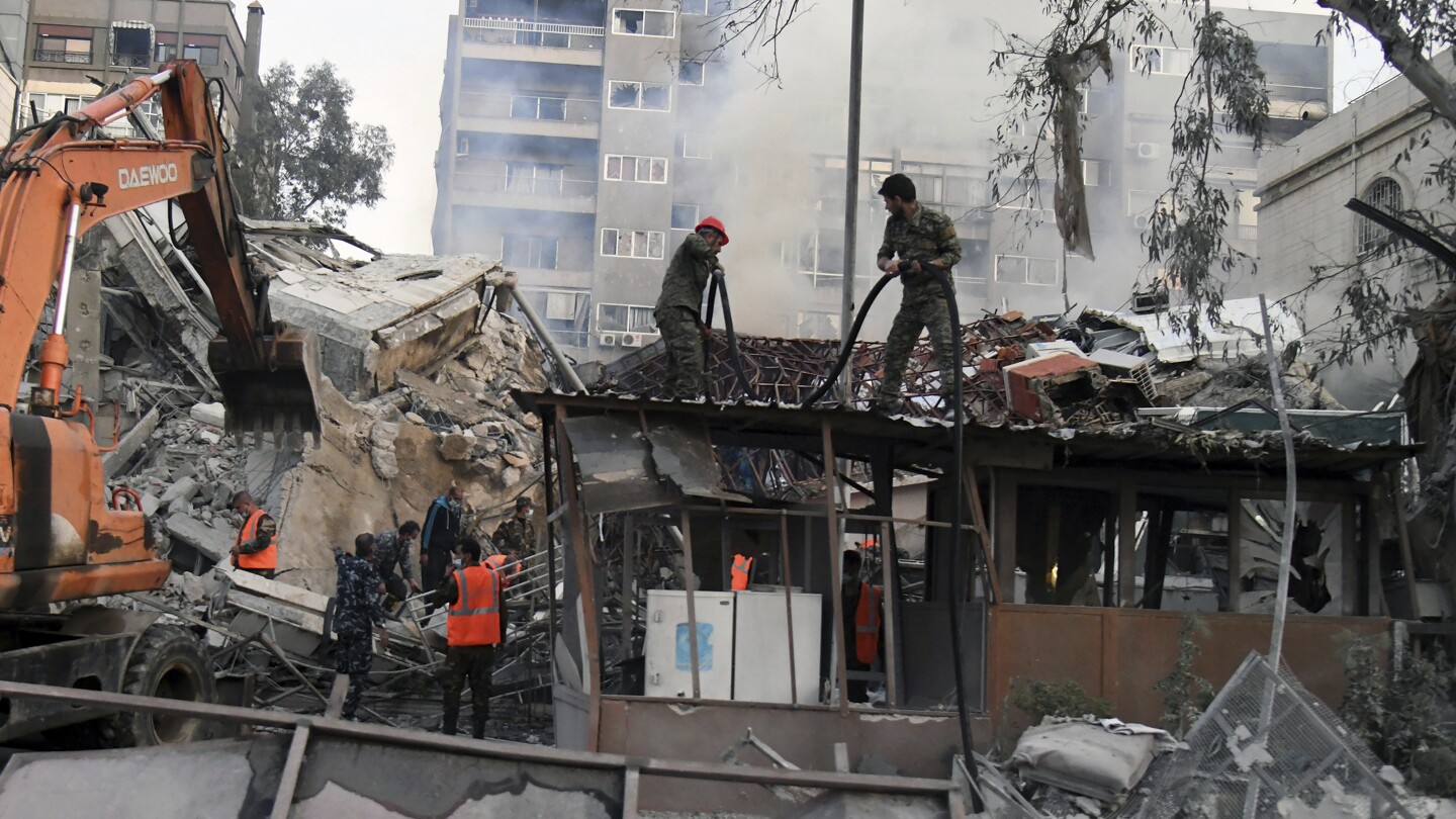 "Iranian Commander Vows Retaliation for Israel's Strike, US Prepares for Potential Attack"