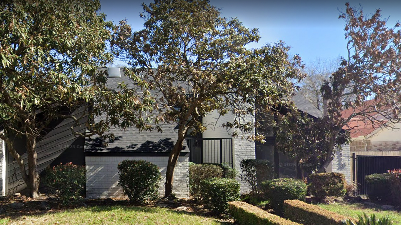 Squatter teacher and family evicted from luxury Texas home after one year.