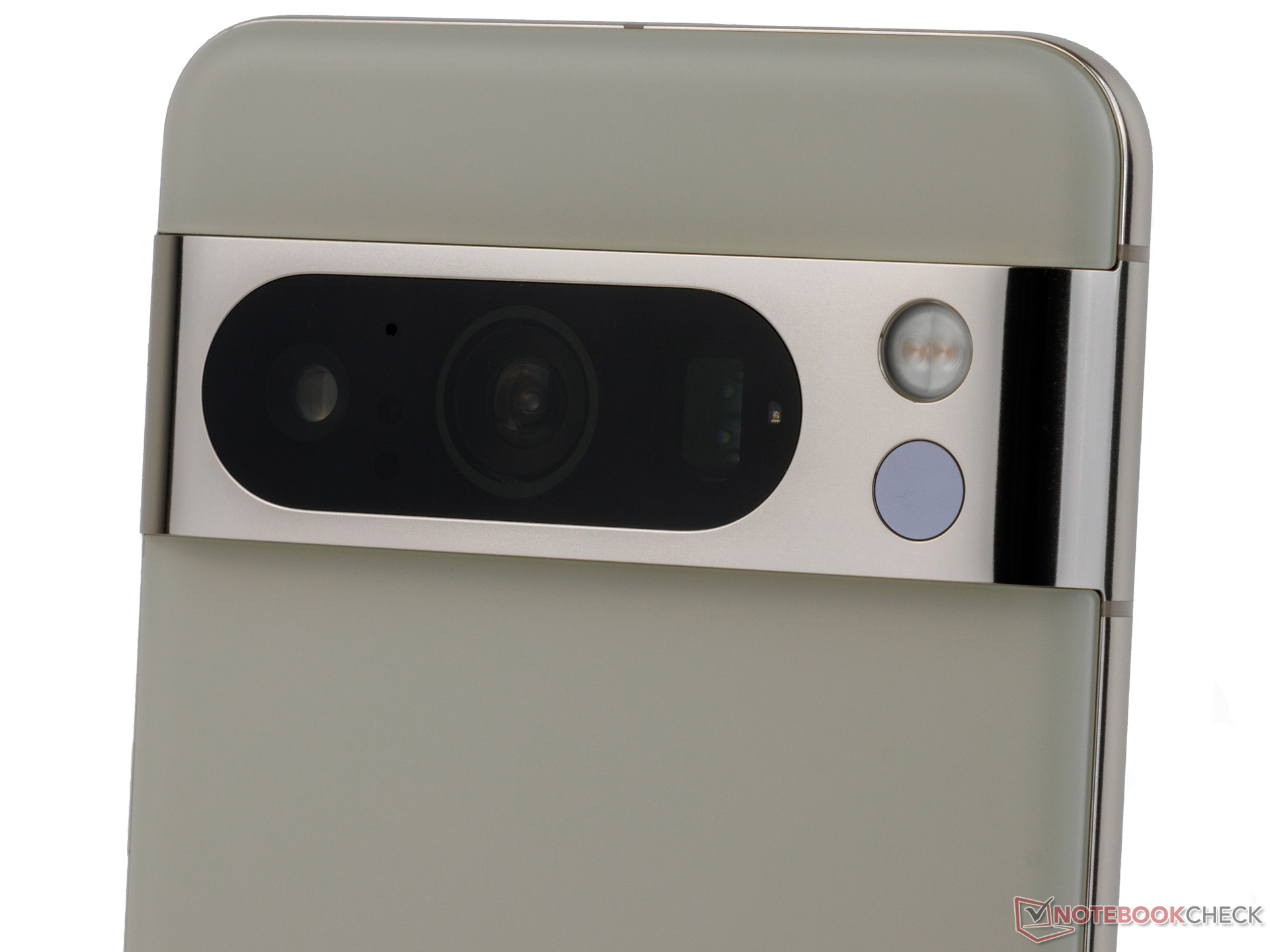 Featured image for "Google Pixel series gets major camera upgrades and AI-enhanced photography"
