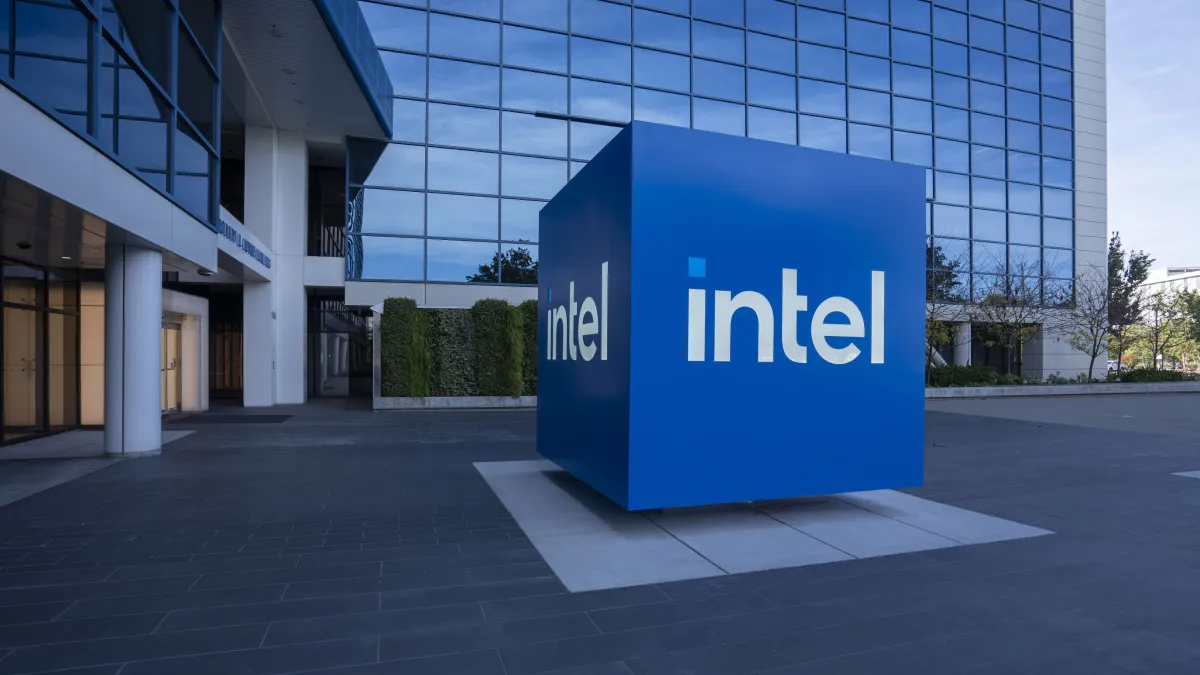 Featured image for Intel Secures $7.9B CHIPS Act Grant Amid Funding Adjustments