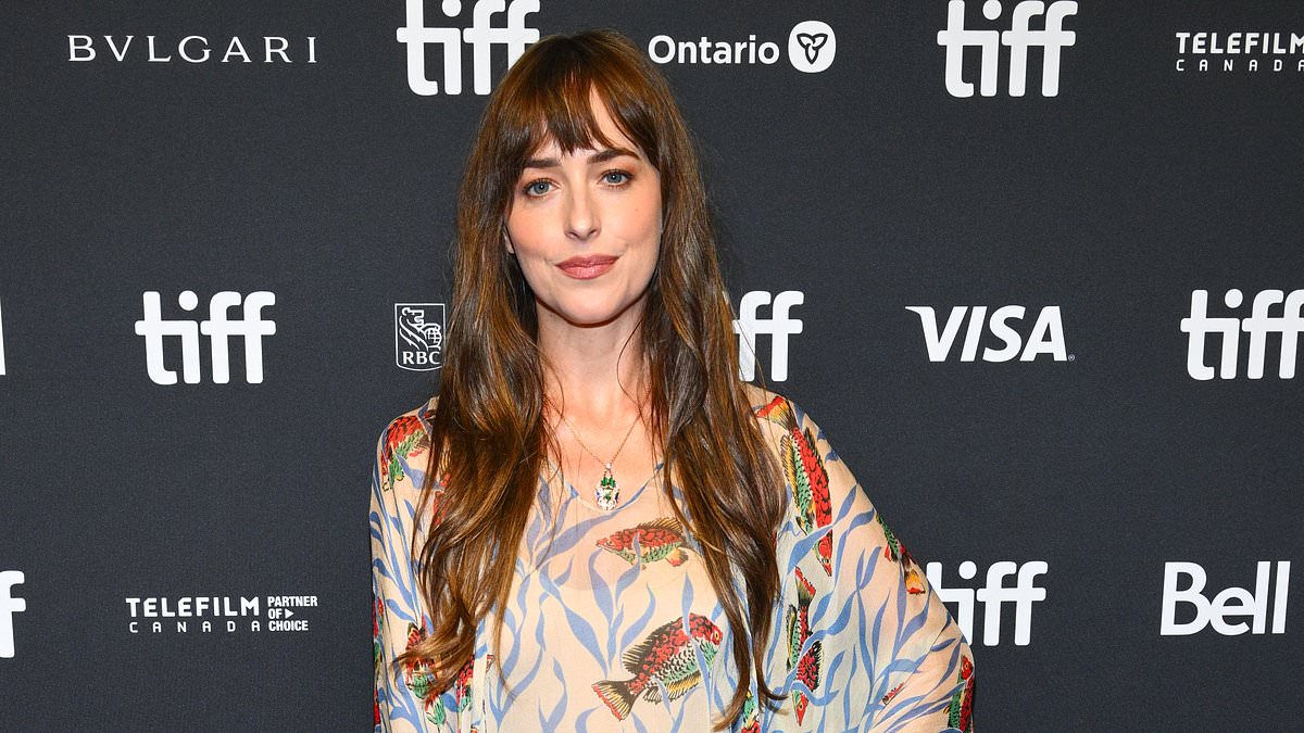 Featured image for "Justin Timberlake and Dakota Johnson Reunite on Saturday Night Live Stage After 14 Years"