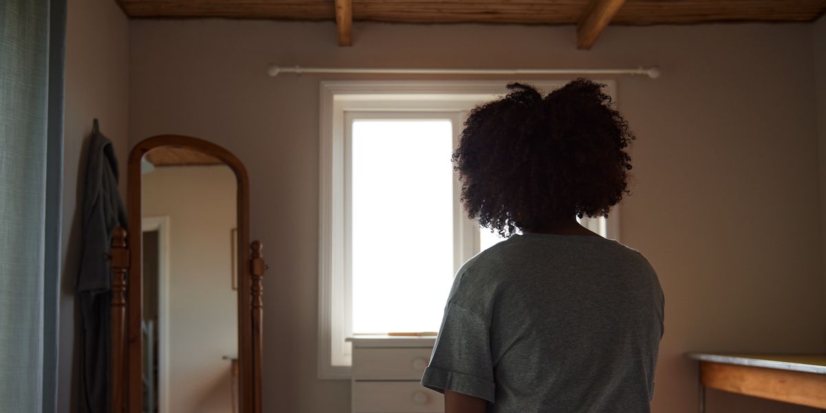 Featured image for Expert Advice: Overcoming Loneliness in a Connected World