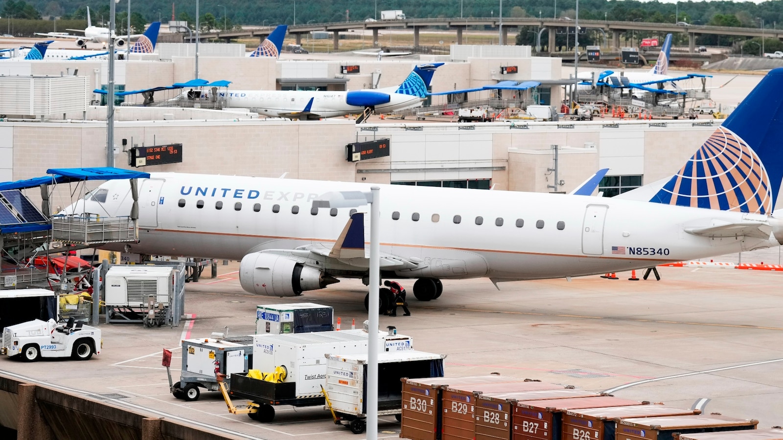 Featured image for United Airlines Jet Makes Emergency Landing After Engine Catches Fire