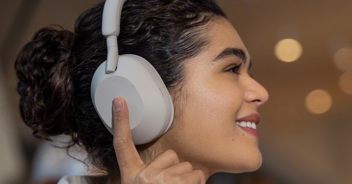 Featured image for "2023's Top Headphones and Earbuds: Expert Picks and Hot Deals"