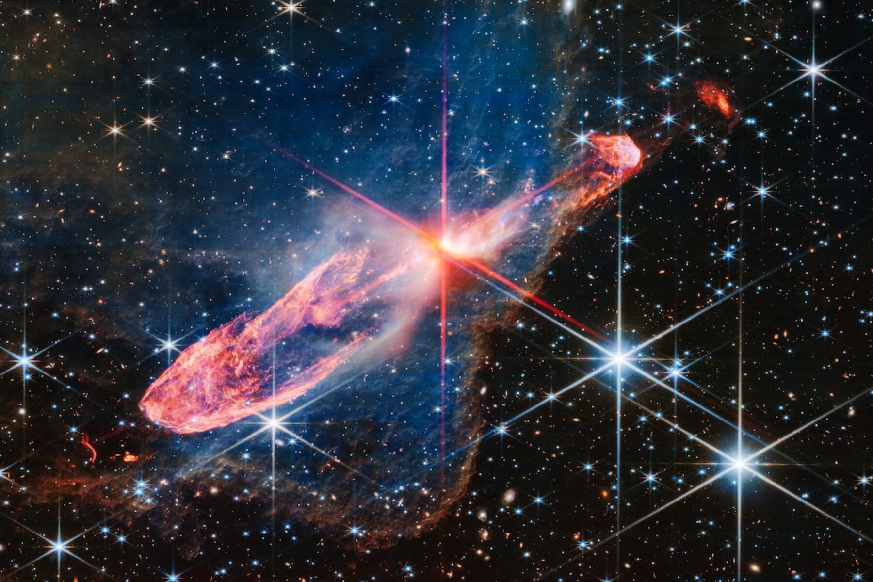 "James Webb Telescope Reveals Rapid Growth of Early Universe Galaxies"