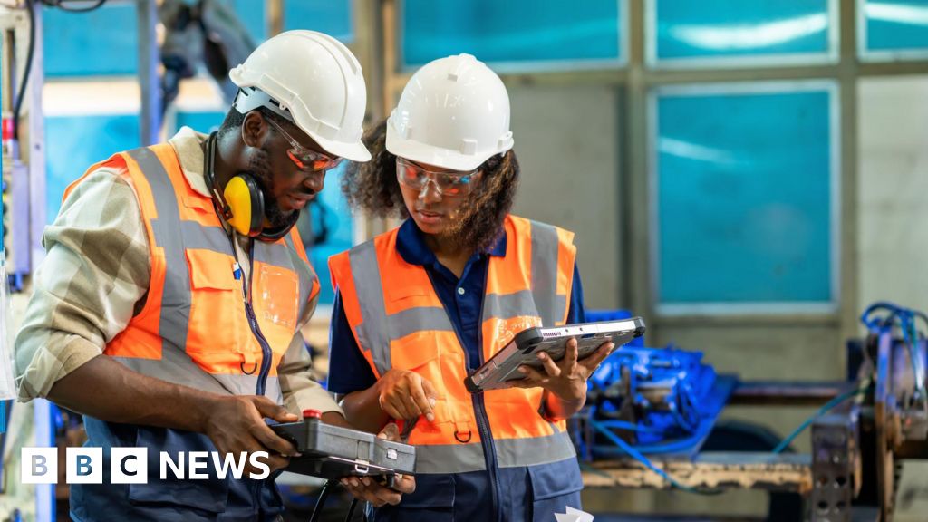 Featured image for US Job Growth Slows Significantly in 2025, Unemployment Drops