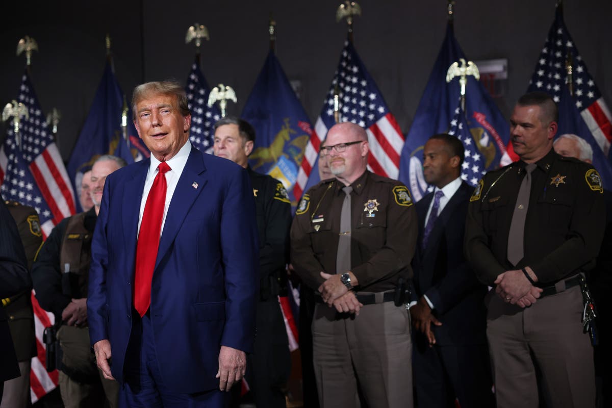 "Trump's Controversial Claims on Immigration and Crime Stir Emotions at Wisconsin Rally"