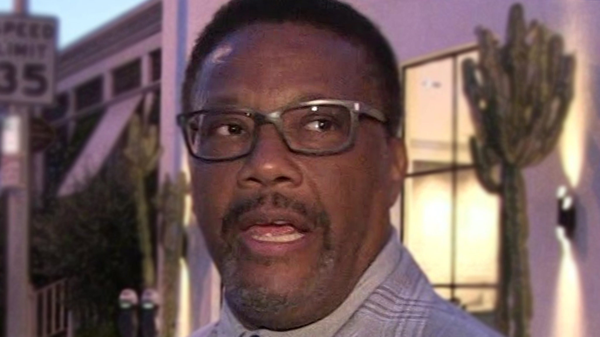 Featured image for "Judge Greg Mathis Denies Accusations of Pulling Gun on City Workers"