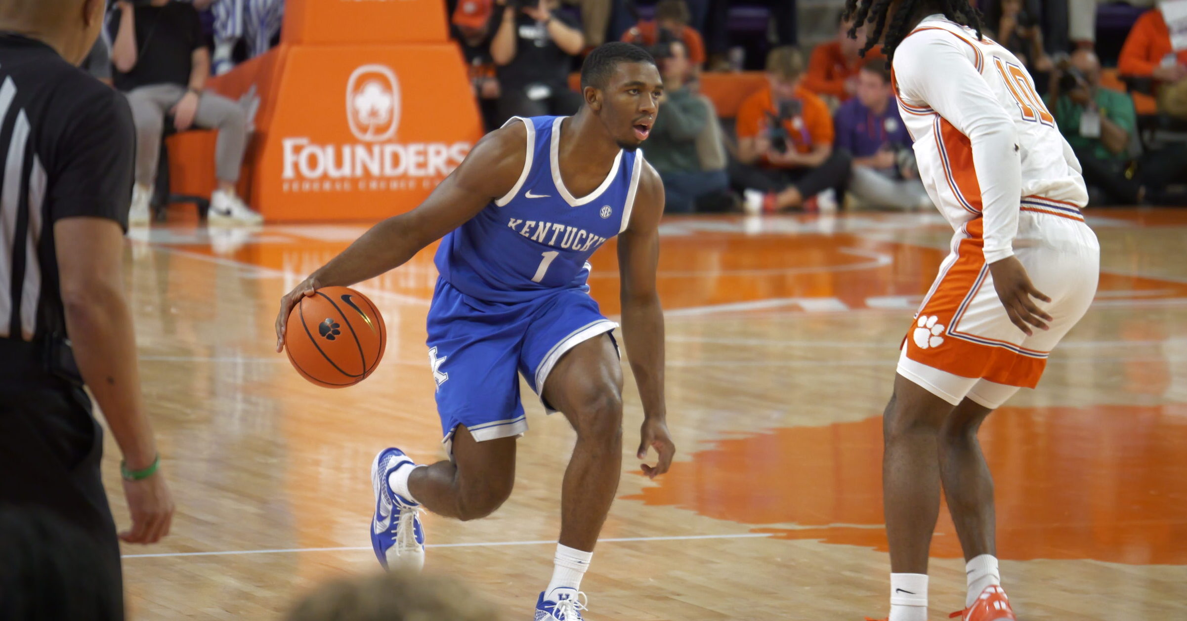 Featured image for Lamont Butler's Injury Update: Out vs. Colgate, Uncertain for Louisville