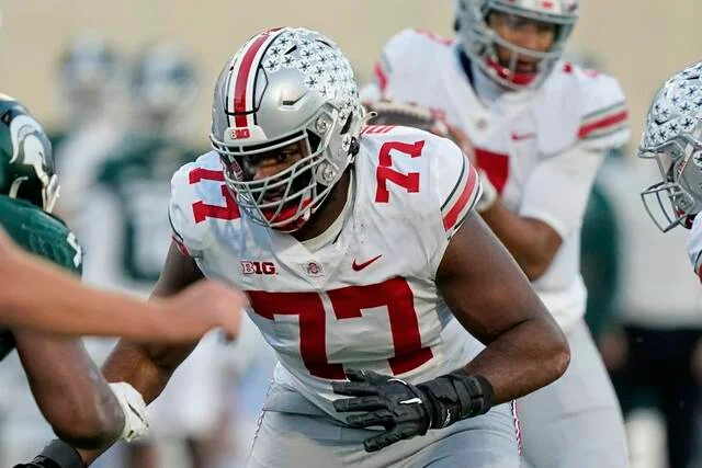 "Steelers' Draft Strategy: Trading Up for a Game-Changing Player"