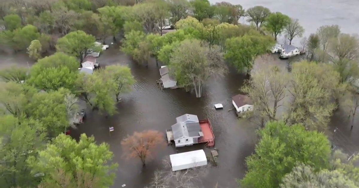 Featured image for Mississippi River Crests and Causes Devastation in Multiple States