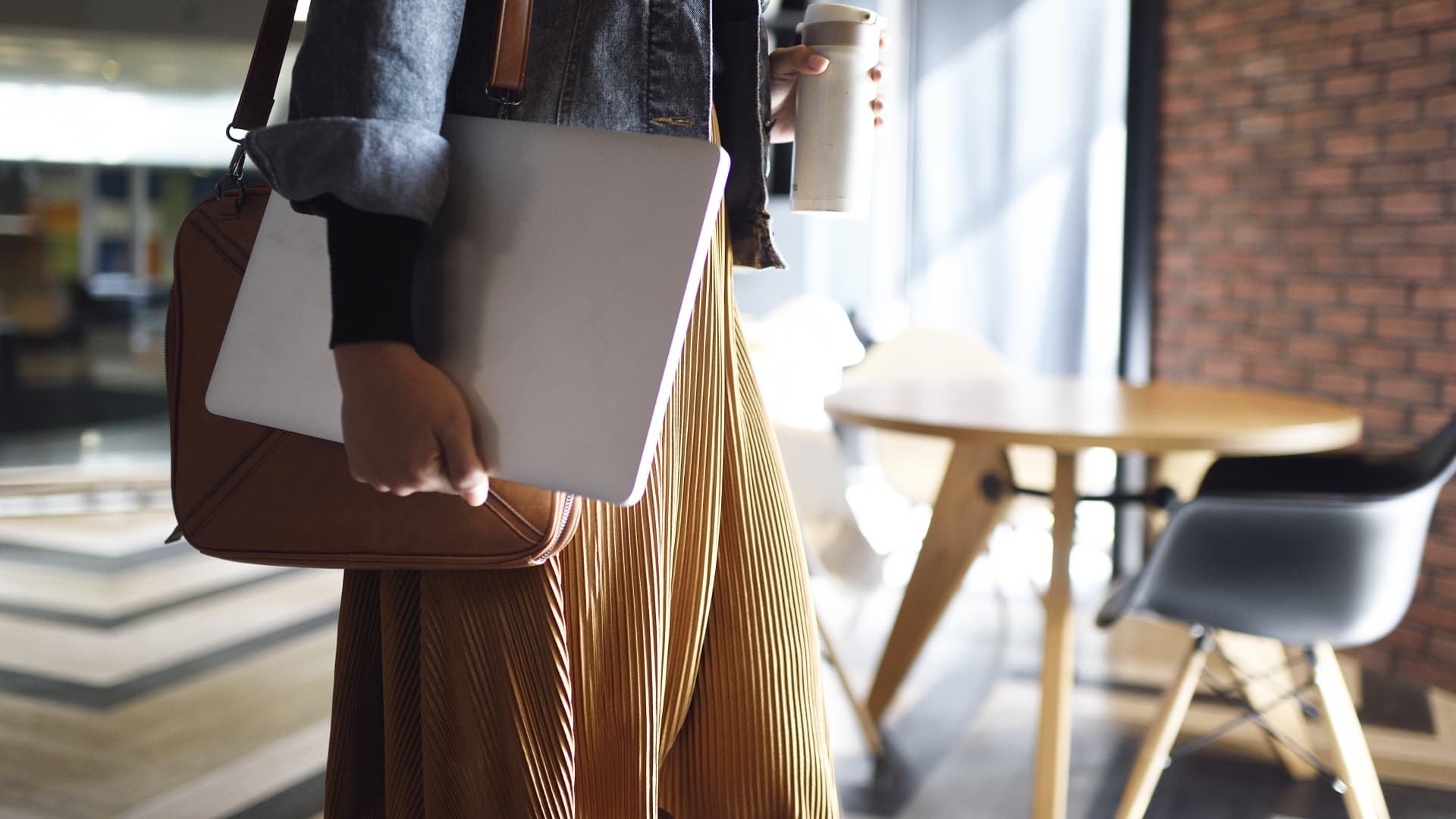 Featured image for "Rethinking the Return to Office: CEOs' 2024 Priorities"