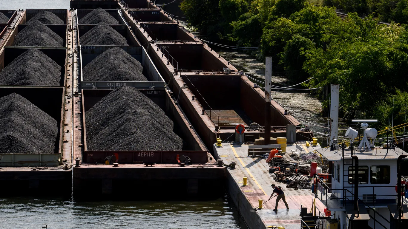 Featured image for States Sue Major Investment Firms for Alleged Energy Market Collusion