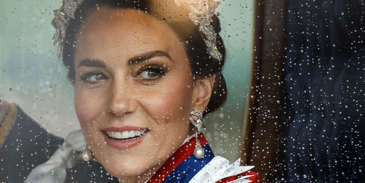 Featured image for "Royal Family Celebrates Kate Middleton's 42nd Birthday with Stunning Photos"
