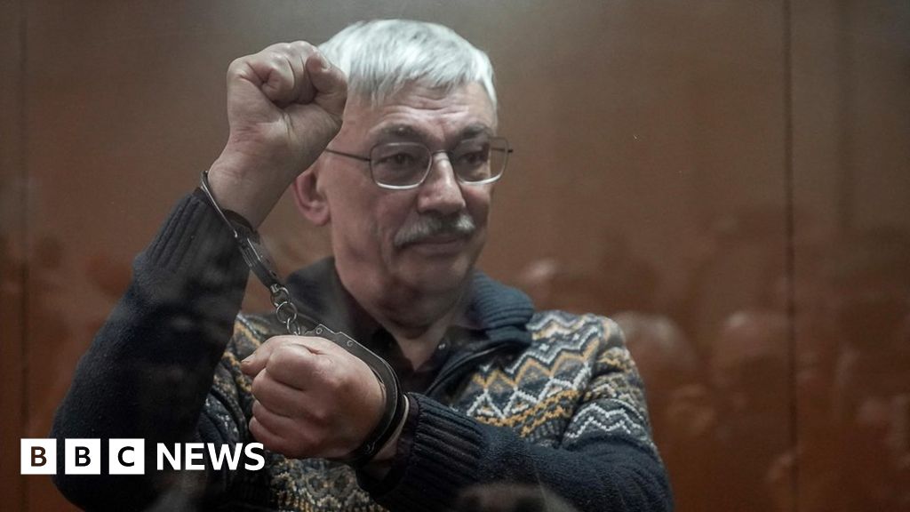 Russian Human Rights Activist Oleg Orlov Sentenced to 30 Months in Jail