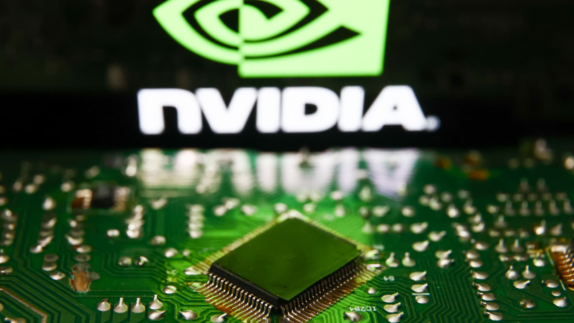 "Analyst Raises Nvidia Price Target as AI Demand Surges"